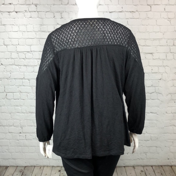 Style & Co Deep Black Crochet Trim Top Plus Sz 3X - Picture 3 of 6